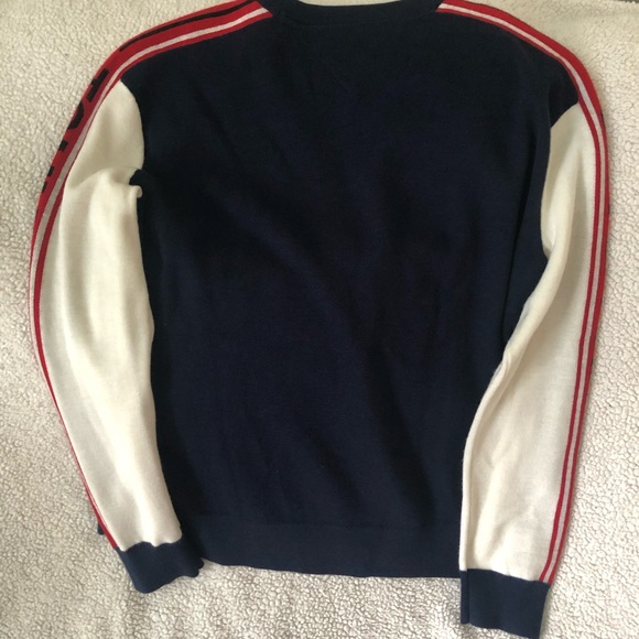 Tommy Hilfiger sweater navy blue gently worn - Picture 5 of 5
